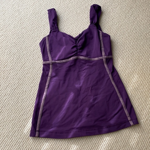Lulu Lemon purple top with built in bra and mesh detail - Picture 1 of 5